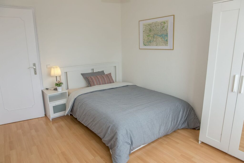 Furnished double bedroom (B) – super central | Gare, 6, rue du Fort Wallis - 'DAVID'-1