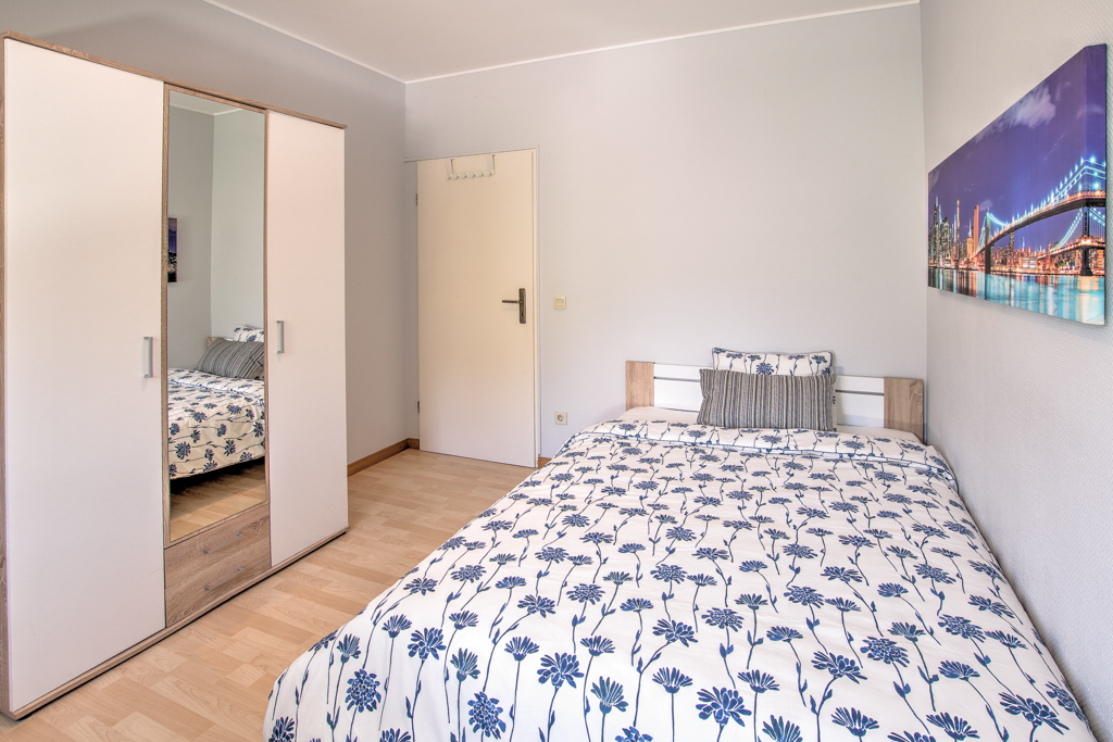 Furnished double bedroom with office (G) – new flatshare | Pfaffenthal, 11, rue Mohrfels - 'THE GREAT WAVE'-1