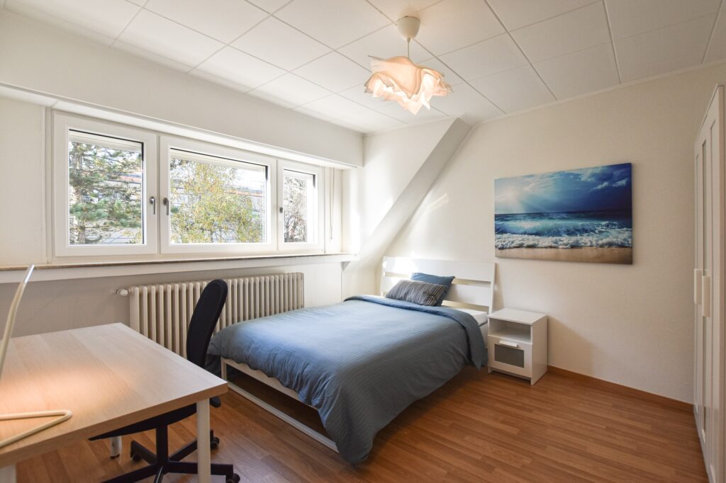 Chambre double meublée (E) – maison spacieuse | Limpertsberg, 140 rue Albert Unden - HARING-1
